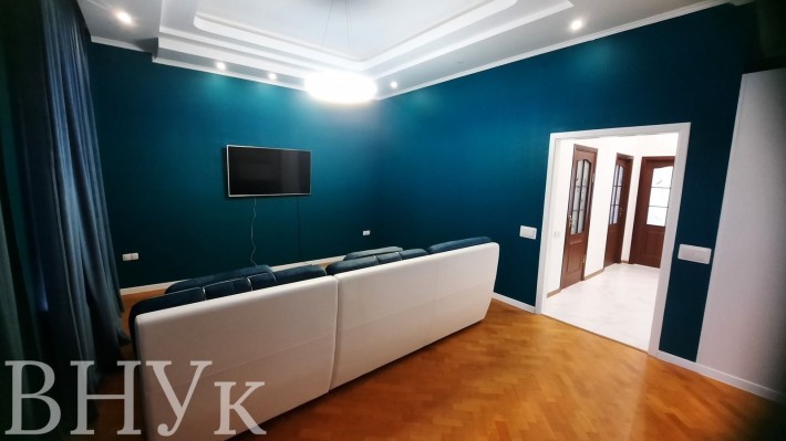 Продам 3-кімнатну квартиру з НОВИМ ремонтом та Видом на Річку Стир! - фото 1