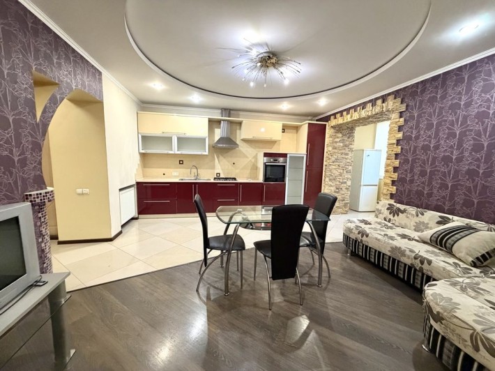 Продаж євродвійки по вул. Кравчука - фото 1