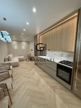 Продаж 2-кімнатної квартири з ремонтом в ЖК Синергія Сіті, Ірпінь - фото 1