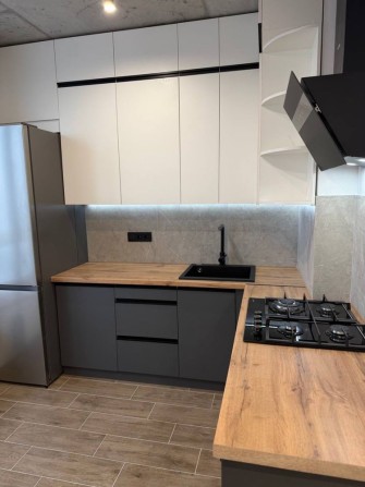 1к квартира новим ремонтом! єОселя до 3 років Так! Прописаних немає! - фото 1