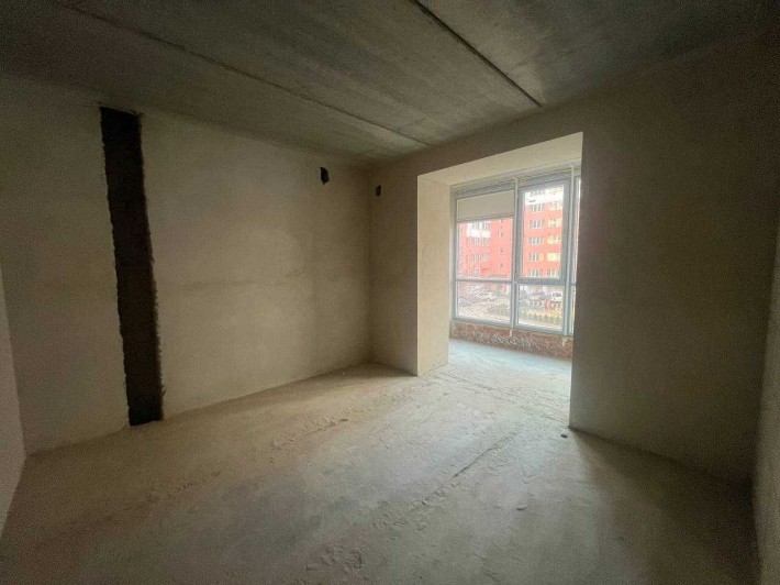 Велика однокімнатна в розтермінування - фото 1