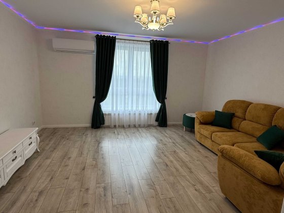 ВЛАСНИК! Продаж квартири, Центр, Паркове Містечко Івано-Франківськ