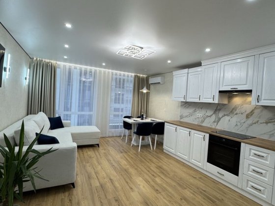 1кімнатна біля ОЗЕРА Manhattan UР Ивано-Франковск