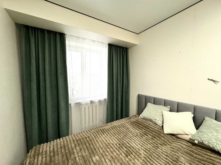 Продаж 3 кімнатної квартири в центрі з ремонтом - фото 1