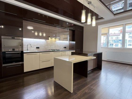 Продається двостороння квартира на Південному Бульварі Ивано-Франковск