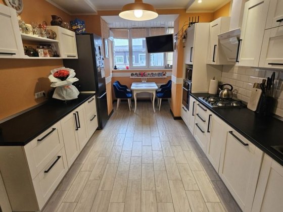 2к квартира з ремонтом в центрі Бучі! Без комісії Буча