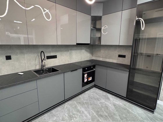 Квартира з новим ремонтом та індивідуальним опаленням Луцьк