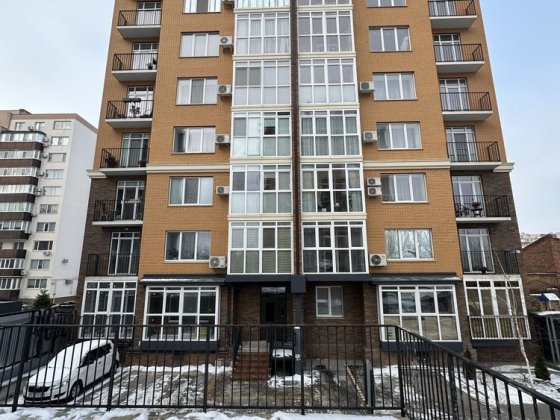 Продаж елітної новобудови 131 метр з видом на центр міста паркову зону Кременчуг