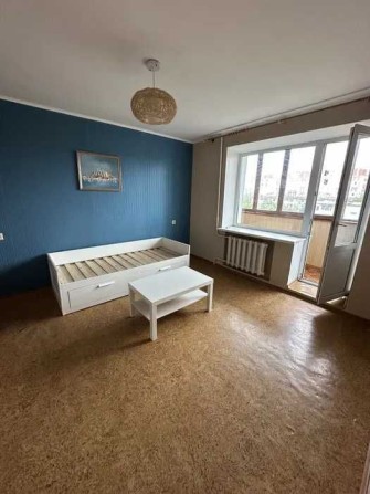 Кременчук. Продаж 1 кімнатної квартири в самому центрі (вул Перемоги) - фото 1