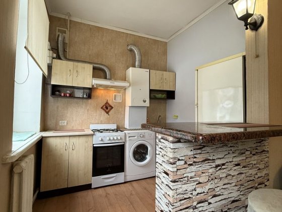 Продаж 1-кімнатної в районі Водоканалу, вулиця Героїв Маріуполя Кременчуг