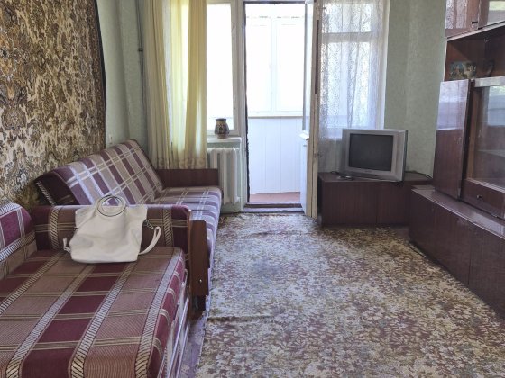 Продам 2х комн квартира 4/5эт Военный городок-33 рядом Дружба Долгинц!