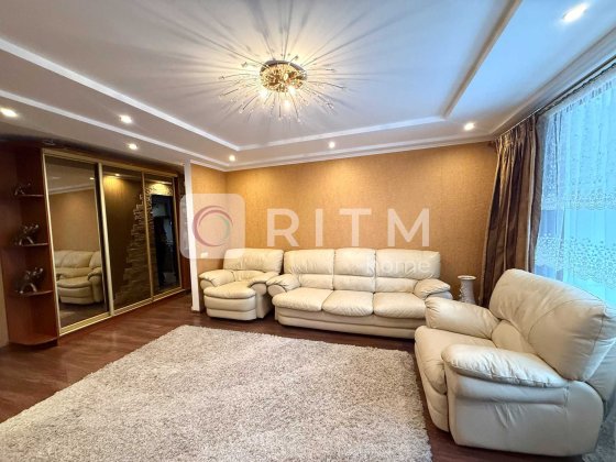 Простора 4-к. кв. для життя без компромісів 33-й район, вул. Ветеранів Луцк