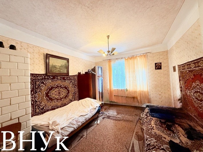 Продам 1-кімнатну квартиру у центрі міста - фото 1