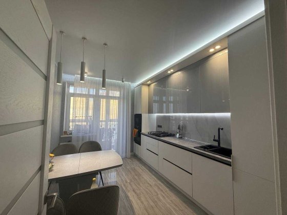 2к квартира з сучасним ремонтом біля парку Оформлення 2% Ирпень