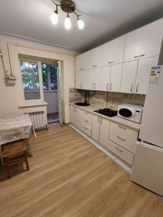 ВЕЛИКА 1к квартира - з Балконом та Гардеробною!ПОДАТКИ -2%! - фото 1