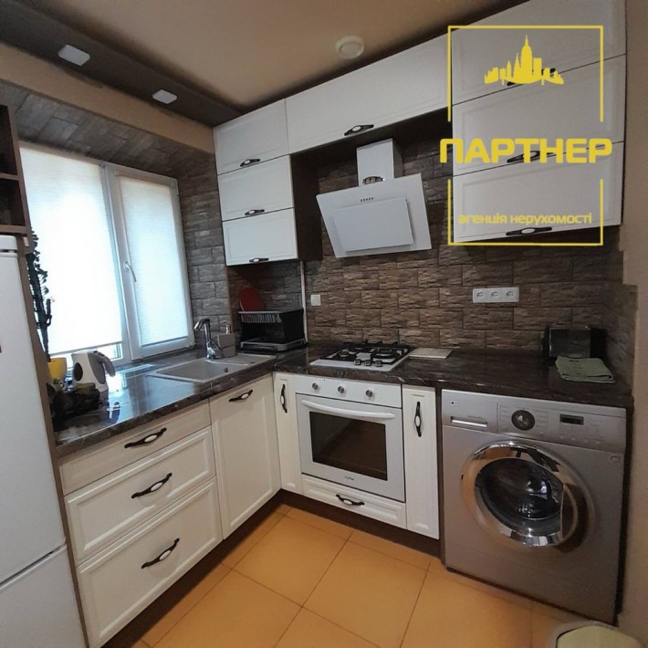 Продаж двокімнатної квартири в центрі біля ринку Плеяда - фото 1