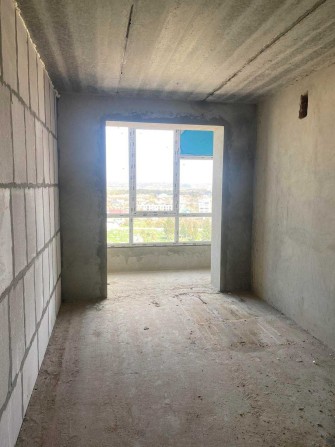 Терміновий продаж просторої двокімнатної квартири на здачі КНЯГИНИН - фото 1