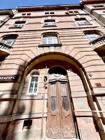 Австрійський будинок 3к 100м2 вул. Гаркуші , Центр - фото 1