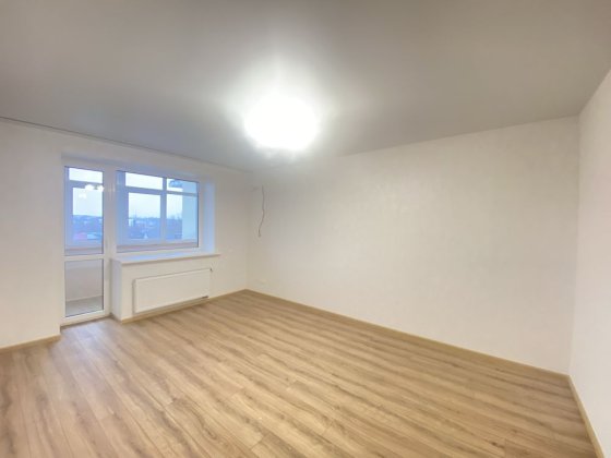 Простора двухкімнатна квартира біля Бучанського Парку Буча