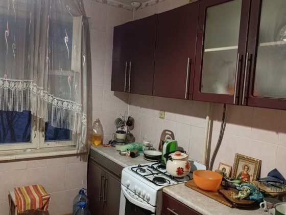 Продам 3к квартиру на 5Заречном  дом 17 , можно по сертефикату ,4этаж