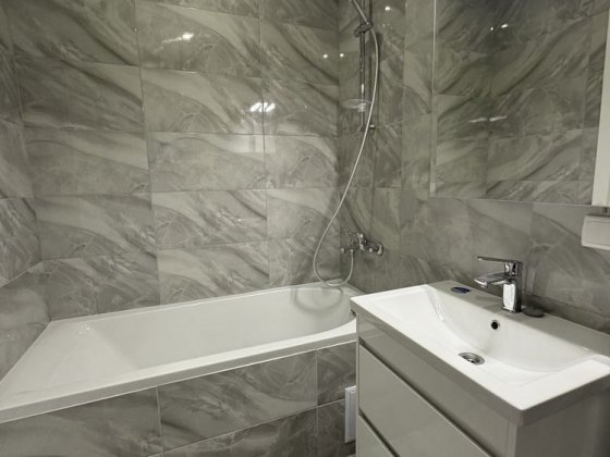 Кватрита з ремонтом та меблями, ТЕРМІНОВО!Без комісії Буча