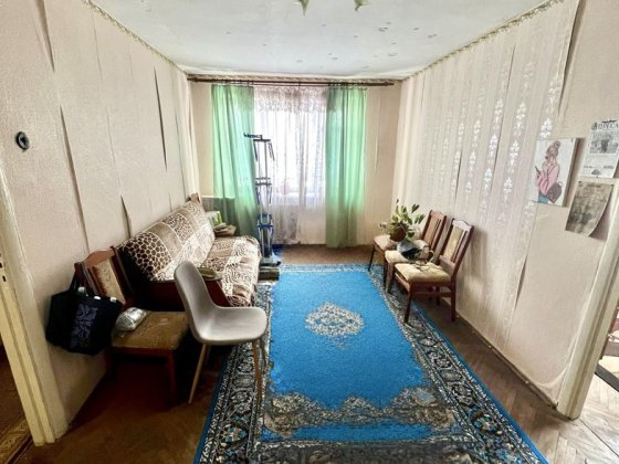 Продається 2 кімнатна квартира на пр.Волі Луцк