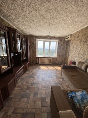 Продаю двухкомнатную квартиру на 17 квартале! - фото 1