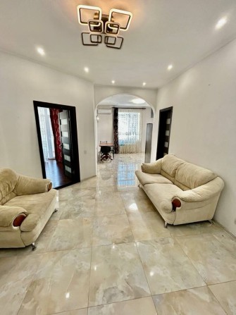 Продаж 2х кімнатної квартири в Центрі неподалік Скверу ім. Бабаєва - фото 1