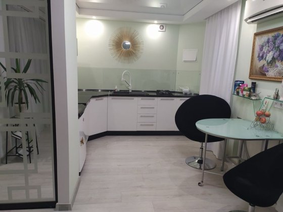 Продам 1-кімн.кв. по Перемоги, центр, навпроти гост. Кремінь Кременчуг