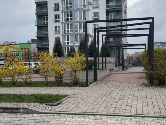 Трьохкімнатна на Нац Гвардії 16 П Ивано-Франковск