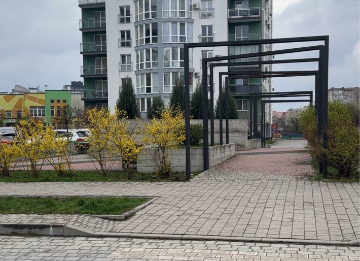 Трьохкімнатна на Нац Гвардії 16 П - фото 1