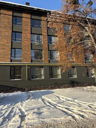 Терміново! Продам 2-кімнатну квартиру в центрі! Власник! - фото 1