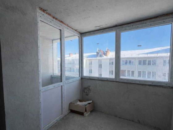 1-кімнатна під ремонт за 22000$ в зданому будинку Буча