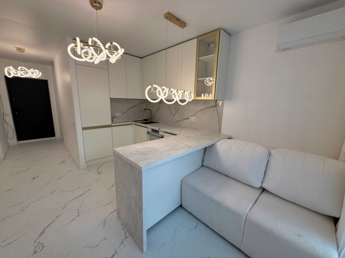 1-к з функціоналом 2-к квартири біля ТЦ Veles Mall - фото 1