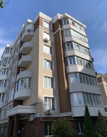 Простора 1к квартира з ремонтом, меблями та технікою - фото 1