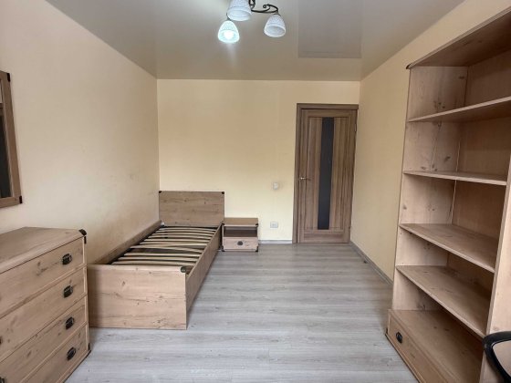 3-кімнатна квартира в цегляному будинку Луцьк