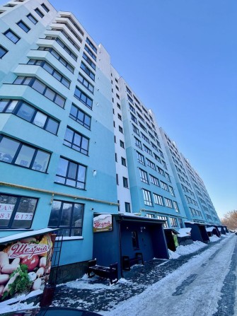 Продаж 1 кім в ЖК Над Рікою в центрі міста - фото 1