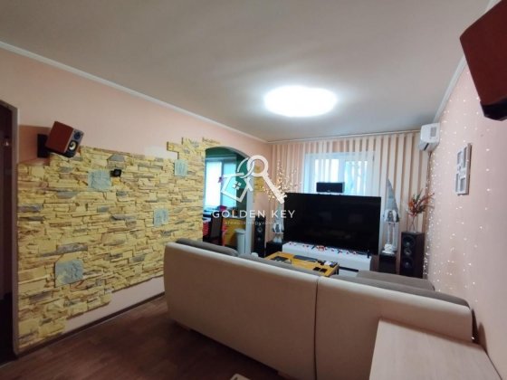 Продаж 3-кімнатної квартири по Генерала Радієвского Кривой Рог