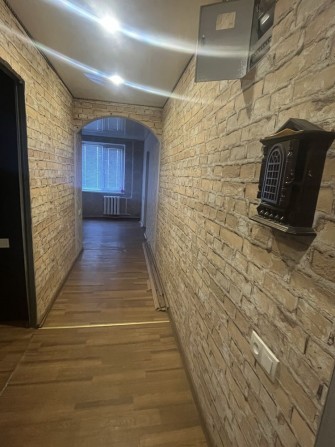 Продам власну квартиру без посередників - фото 1