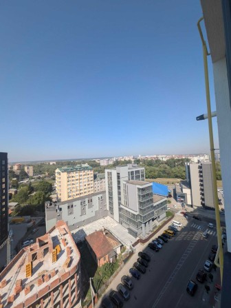 продаж здана, видова велика 2к в Центрі. - фото 1