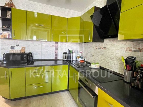 Двокімнаттна квартира в центрі міста. Котельня. Генератор. Буча