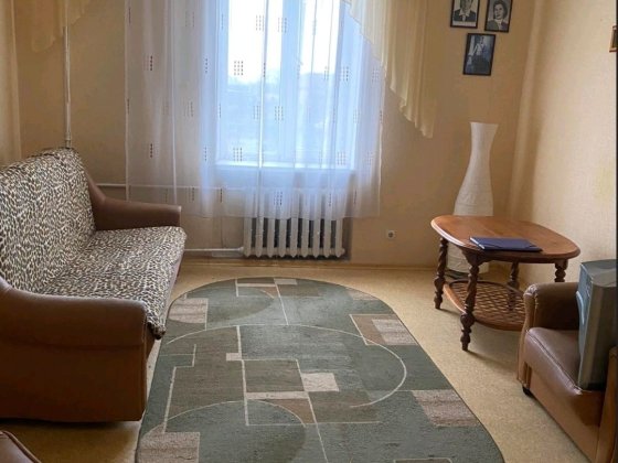 Трьохкімнатна сталінка на Карачунах. Студентська 4.