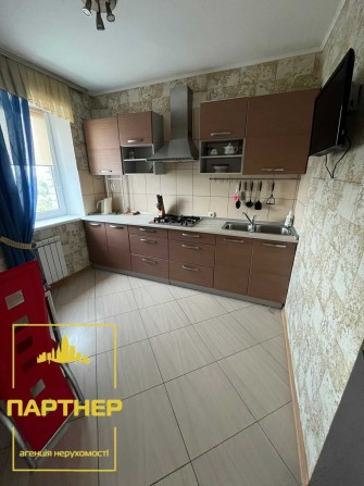 Продам 1 кімн  квартиру з ремонтом по вул. Небесній сотні - фото 1