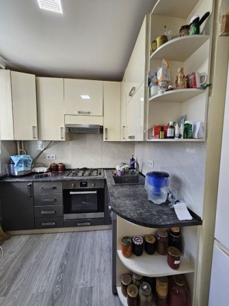 Трійка на львівській - фото 1