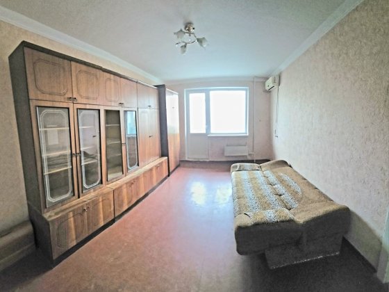 Продам/ однокімнатну квартиру/ Молодіжний/Героїв Украіни Кременчуг