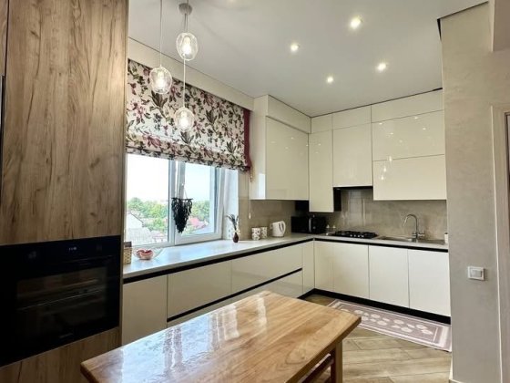 Продаж дворівневої квартири з новеньким дизайнерським ремонтом Луцк