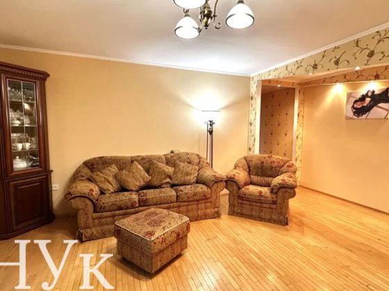 Продам 3-кімнатну квартиру вул. Конякіна Луцьк