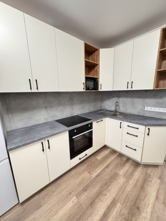 НОВА 1к квартира з ремонтом  у продажу ! Постанова , Сертифікат - Так - фото 1