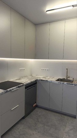 Продам квартиру з ремонтом готова до заселення! - фото 1