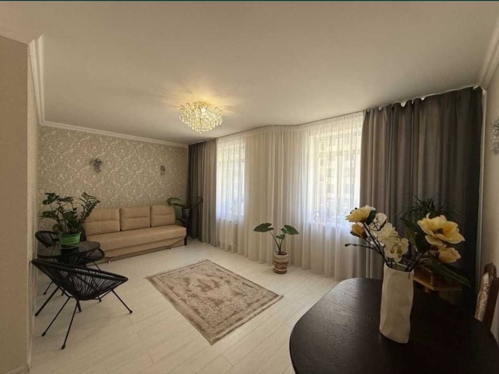 Новенька 2к.квартира  з сучасним ремонтом! Ірпінь! - фото 1